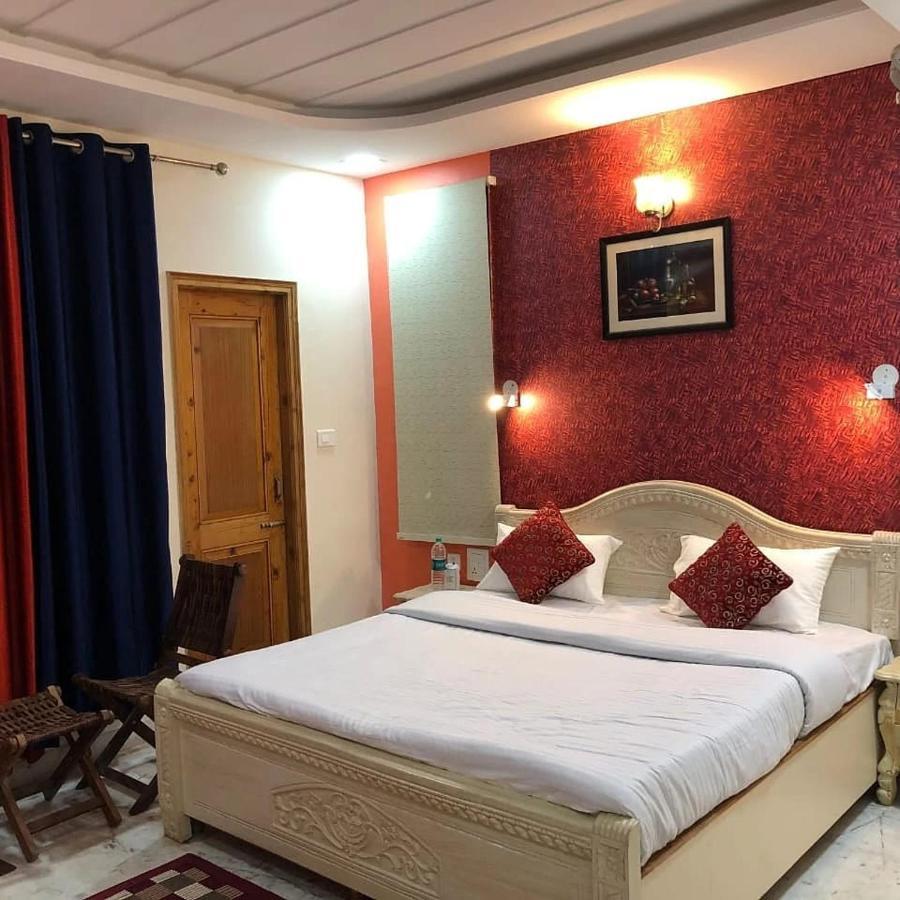 Ellays Dream Resort Kasauli Luaran gambar